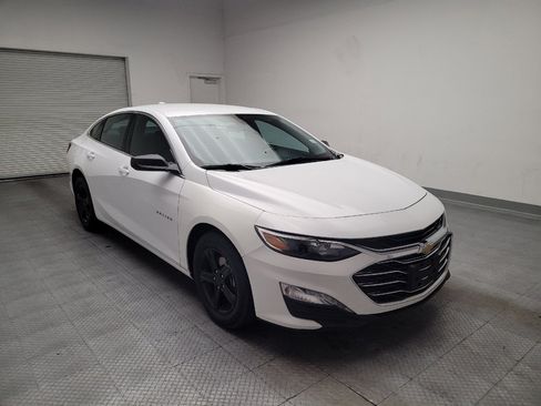 Used 2022 Chevrolet Malibu LT FWD image 13
