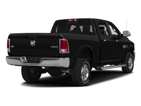 Used 2016 RAM 2500 Laramie w/ Convenience Group AWD/4WD image 2