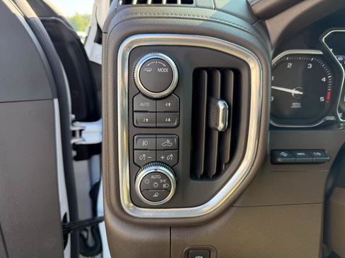 Used 2021 GMC Sierra 2500 Denali w/ Denali Ultimate Package AWD/4WD image 29