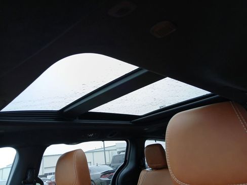 New 2026 Chrysler Pacifica Pinnacle FWD image 7