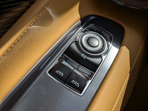 Certified 2024 Chevrolet Corvette Stingray Premium Cpe w/ Z51 Performance Package RWD image 30