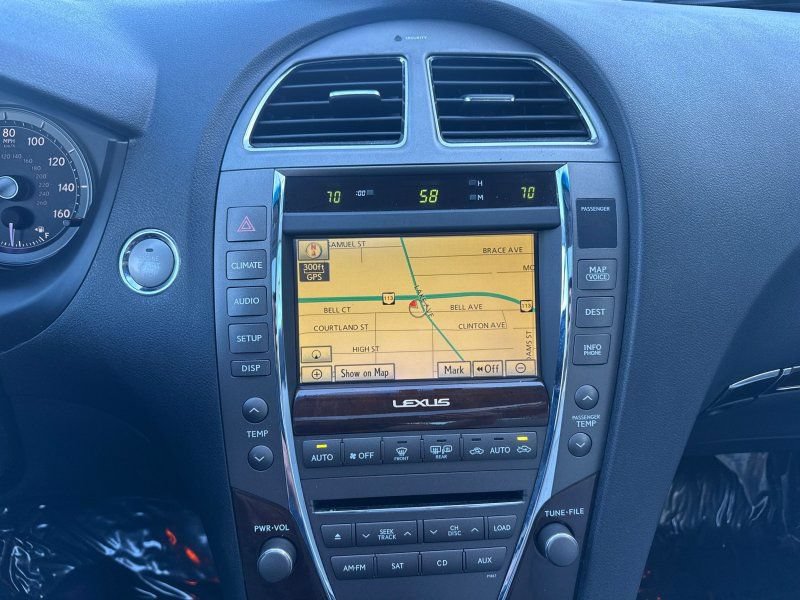 Used 2010 Lexus ES 350 w/ Preferred Accessory Package FWD image 25