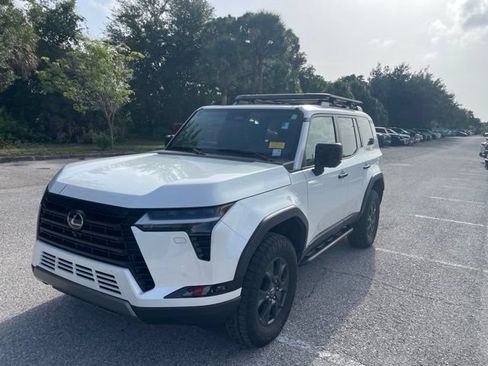Used 2024 Lexus GX 550 AWD/4WD image 5
