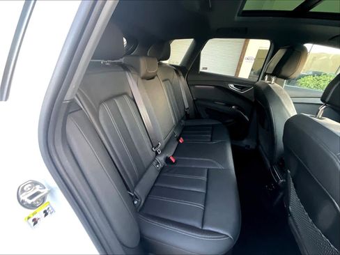 Certified 2024 Audi Q4 e-tron Premium Plus w/ Premium Plus image 24