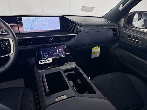 New 2026 INFINITI QX80 SPORT w/ Sport Exterior Package image 30