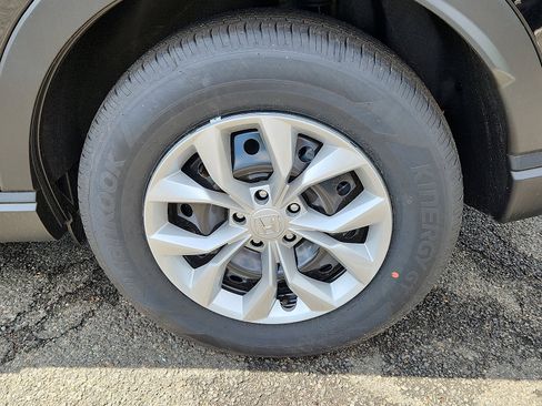 New 2026 Honda CR-V LX image 5