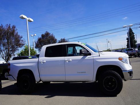 Used 2017 Toyota Tundra Limited image 4