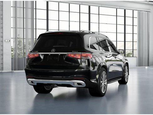 New 2026 Mercedes-Benz GLS 580 4MATIC image 22