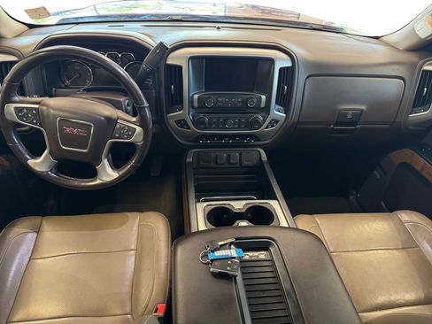 Used 2018 GMC Sierra 1500 SLT w/ SLT Premium Package AWD/4WD image 12