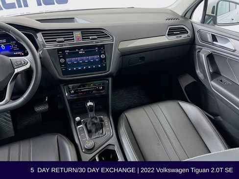 Used 2022 Volkswagen Tiguan SE AWD/4WD image 28