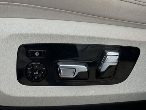Used 2023 BMW X5 xDrive45e w/ Executive Package AWD/4WD image 26