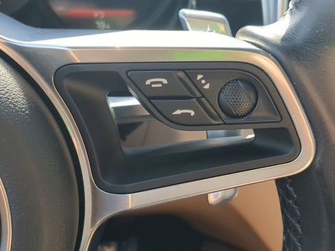 Used 2019 Porsche Macan AWD/4WD image 26