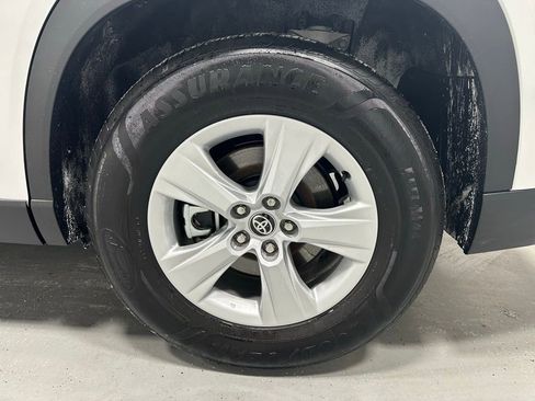 Used 2025 Toyota Grand Highlander AWD image 67