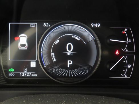 Used 2024 Lexus UX 250h AWD w/ Premium Package image 13