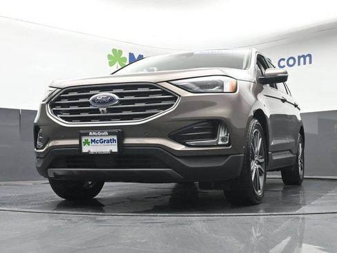 Used 2019 Ford Edge Titanium w/ Equipment Group 301A AWD/4WD image 7