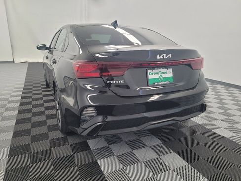 Used 2022 Kia Forte LXS w/ LXS Technology Package FWD image 6