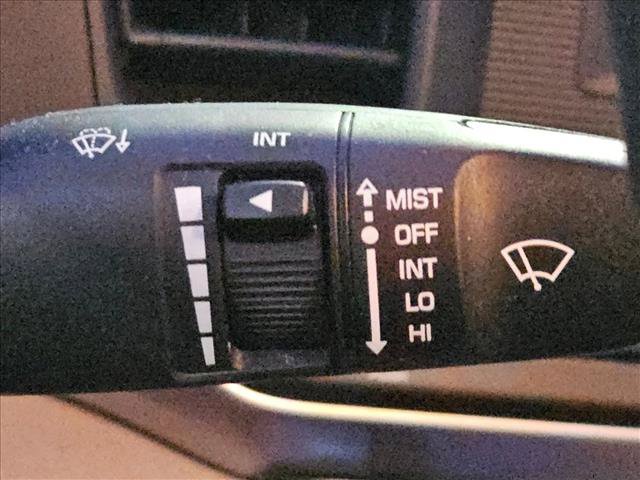 Used 2020 Hyundai Elantra SE FWD image 10