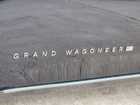 Certified 2022 Jeep Grand Wagoneer Series III AWD/4WD image 11