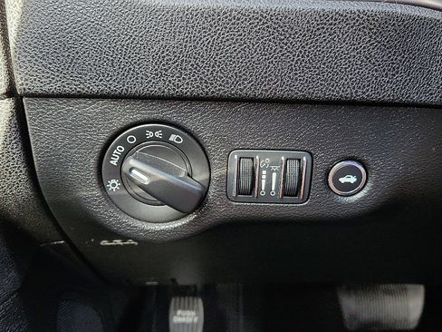 Used 2023 Dodge Charger SXT image 17