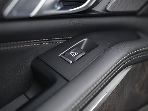 New 2026 BMW X5 xDrive40i w/ M Sport Package image 24