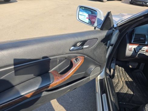 Used 2005 BMW 325Ci Convertible image 24