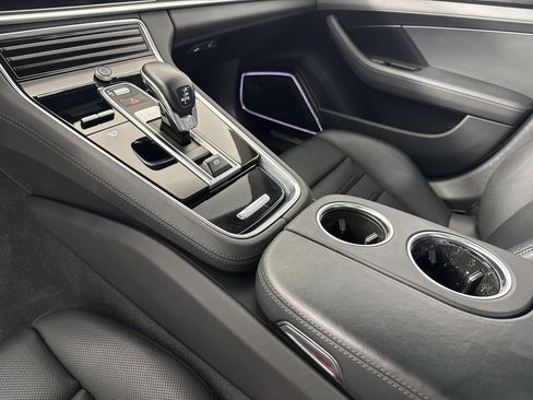Certified 2023 Porsche Panamera 4S AWD/4WD image 32