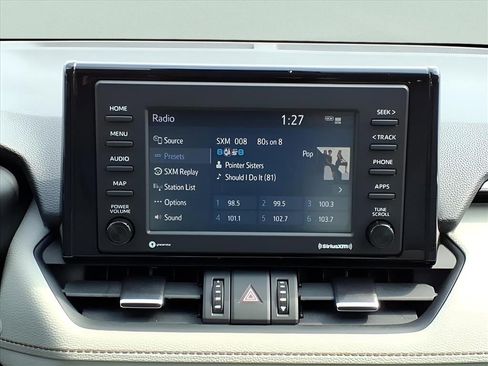 Used 2020 Toyota RAV4 XLE Premium image 22