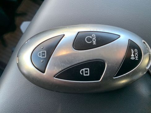 Used 2025 Hyundai Santa Fe SEL image 27