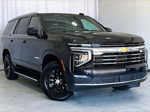 Used 2025 Chevrolet Tahoe LT image 34