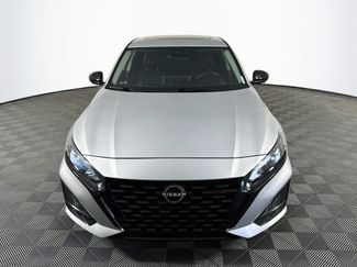 Used 2023 Nissan Altima 2.0 SR FWD video 2