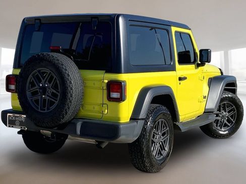 Used 2024 Jeep Wrangler Sport AWD/4WD image 2