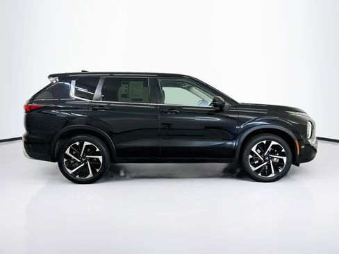 Used 2024 Mitsubishi Outlander SE AWD/4WD image 10