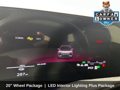 Used 2025 Audi Q6 e-tron Premium Plus image 19