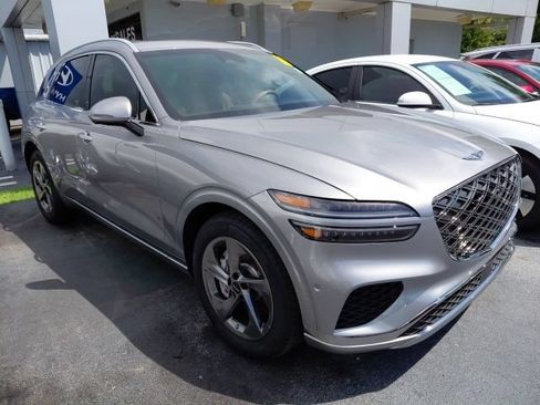 Used 2026 Genesis GV70 2.5T Advanced AWD/4WD image 2