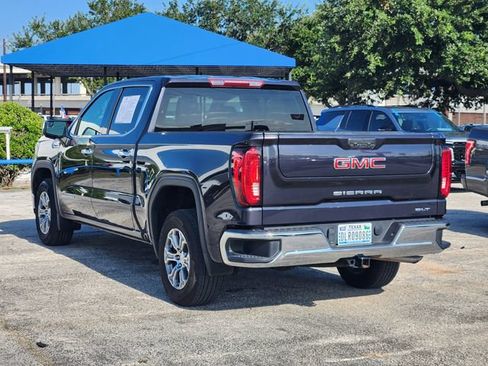 Certified 2025 GMC Sierra 1500 SLT RWD image 5
