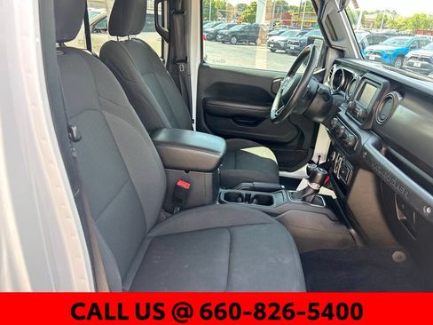 Used 2019 Jeep Wrangler Unlimited Sport S AWD/4WD image 6