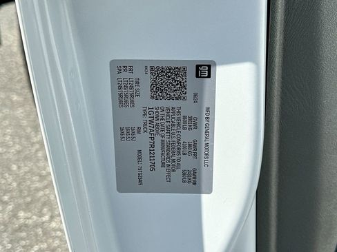 Used 2024 GMC Savana 2500 w/ Driver Convenience Package RWD image 30