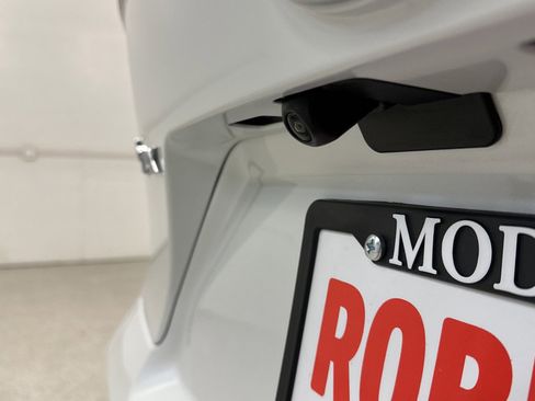 Used 2023 Toyota bZ4X XLE image 22