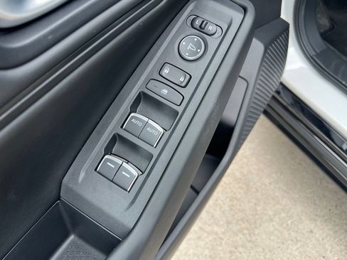 Used 2025 Honda Accord EX-L image 12