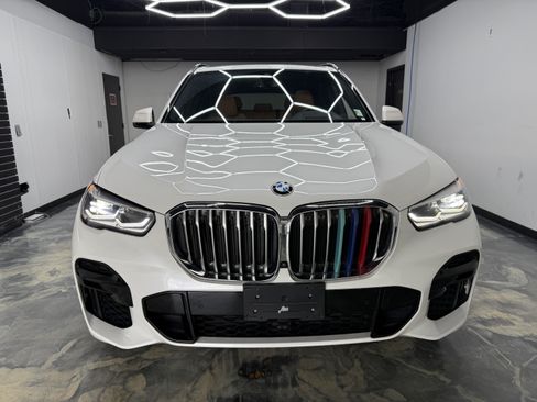 Used 2022 BMW X5 xDrive40i AWD/4WD image 7
