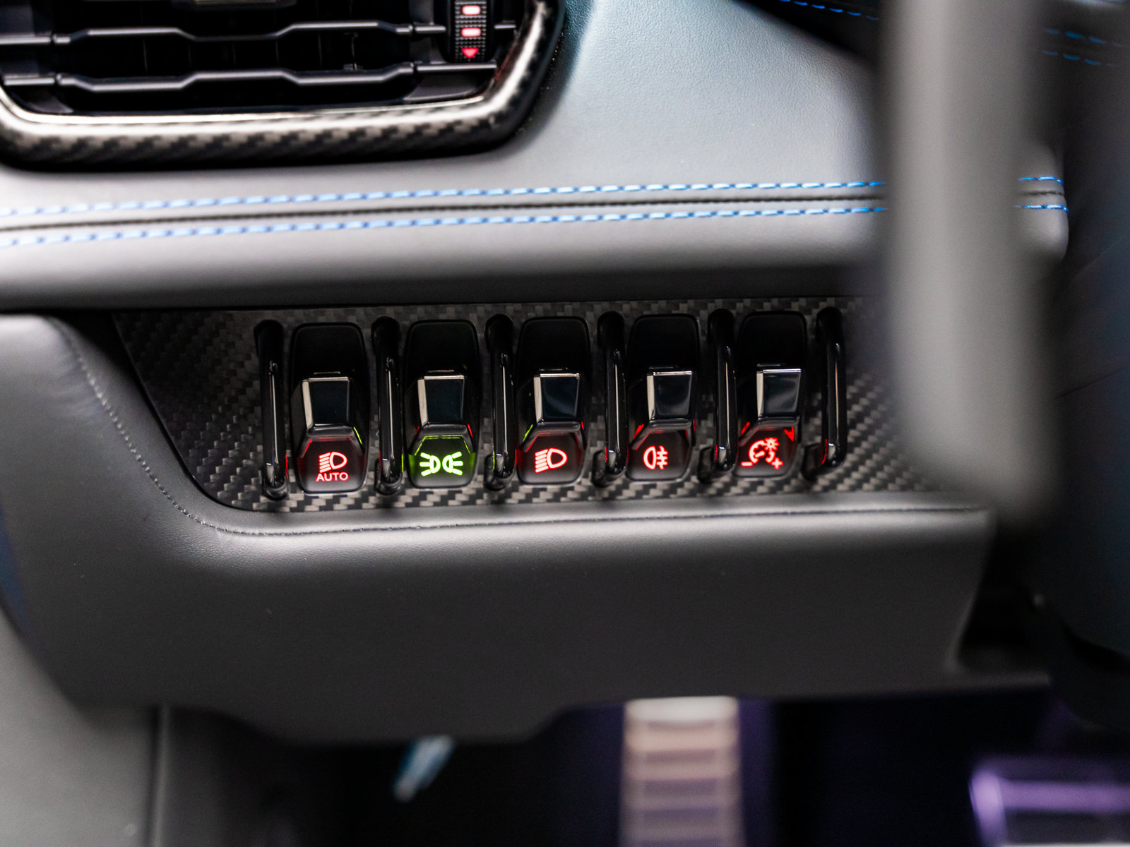 Used 2024 Lamborghini Huracan EVO AWD/4WD image 70