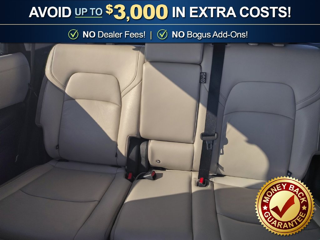 Used 2023 Nissan Pathfinder SL AWD/4WD image 21
