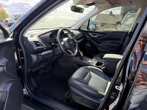 Used 2019 Subaru Forester Limited image 8