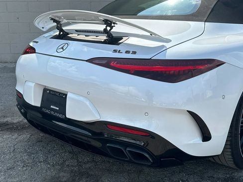 Used 2022 Mercedes-Benz SL 63 AMG 4MATIC image 13