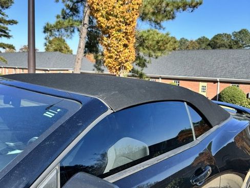 Used 2018 Chevrolet Camaro SS image 31