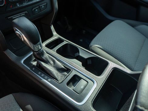 Used 2018 Ford Escape SE FWD image 24