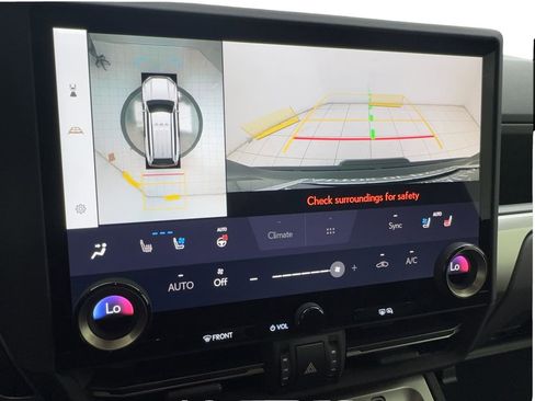 Used 2025 Lexus GX 550 image 49