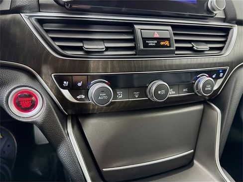 Used 2021 Honda Accord Touring image 14
