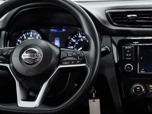 Used 2019 Nissan Rogue Sport S FWD image 16