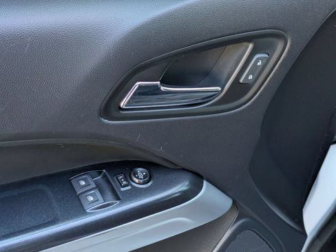 Used 2021 Chevrolet Colorado LT RWD image 11